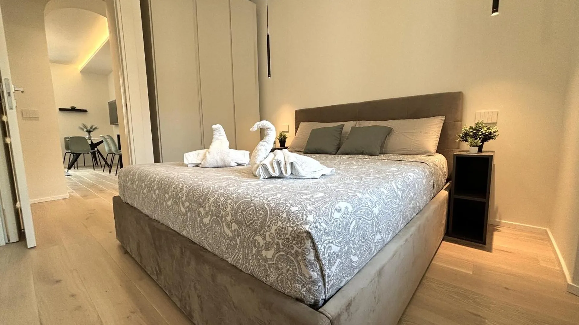 Bothanical Suite - Porta Venezia Apartment Milan