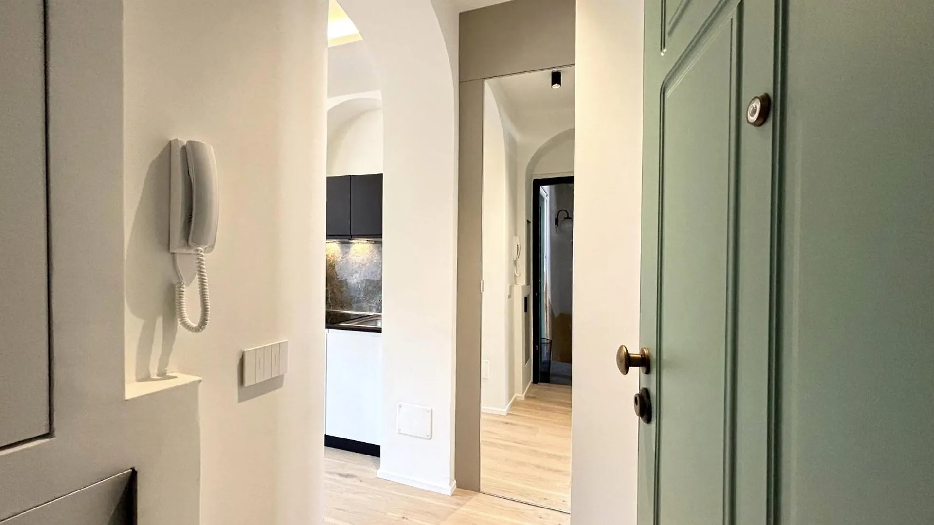 Bothanical Suite - Porta Venezia Apartment Milão